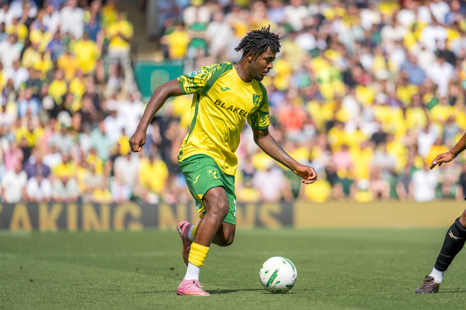 Andre Brooks playing against MK Dons