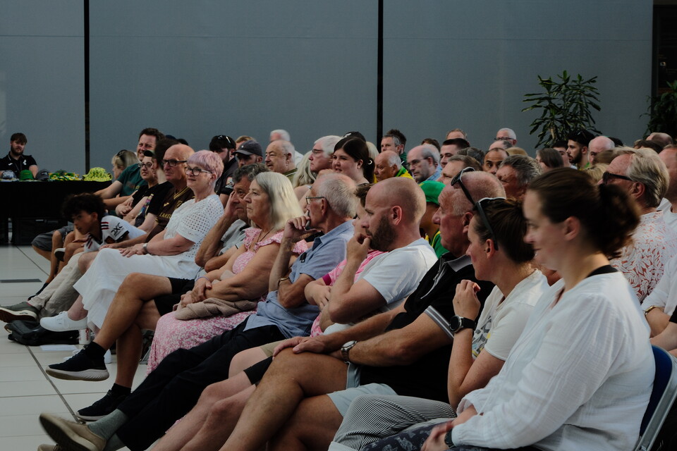 Image of fans at The Forum