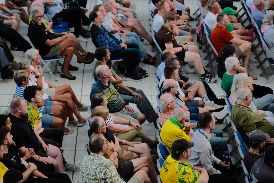 Image of fans at The Forum