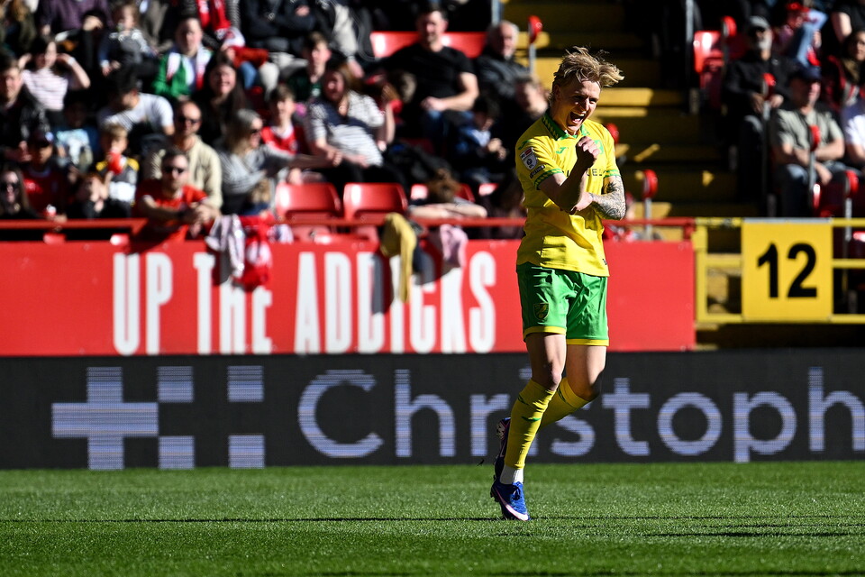 Pelle at Charlton