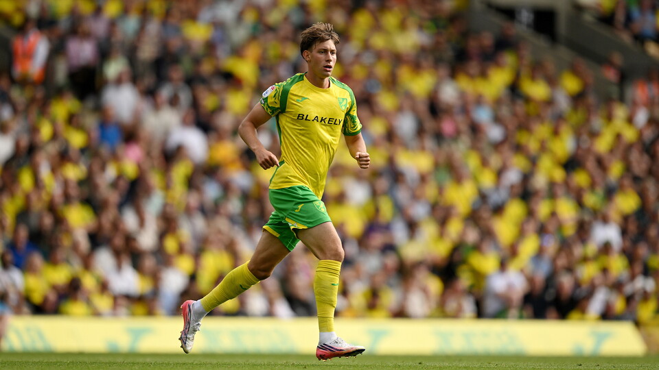 Oscar Schwartau against West Brom