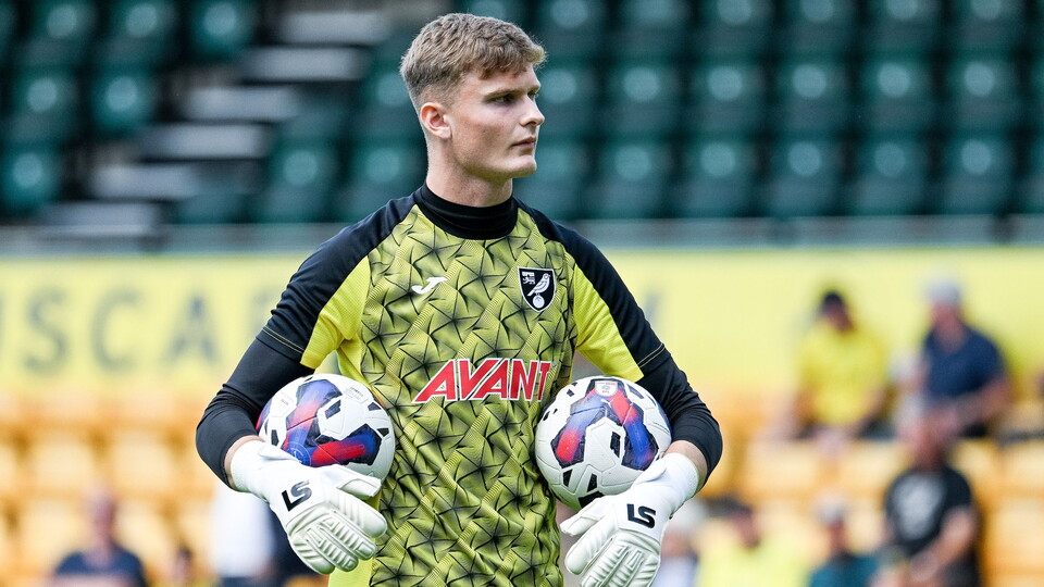 Academy goalkeeper Archie Mair has joined Dartford FC on loan for a month.