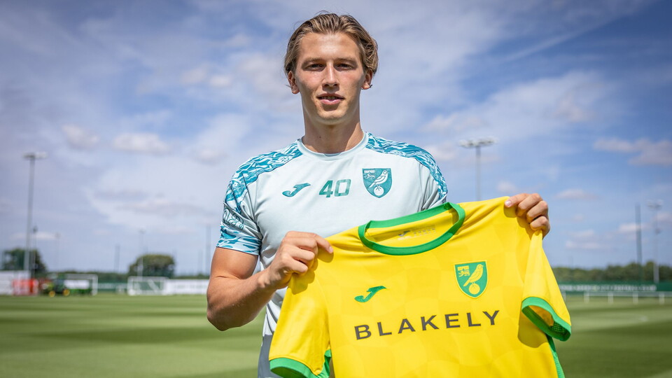 Norwich City defender Brad Hills has signed a contract extension until 2027, with an option of a further year.