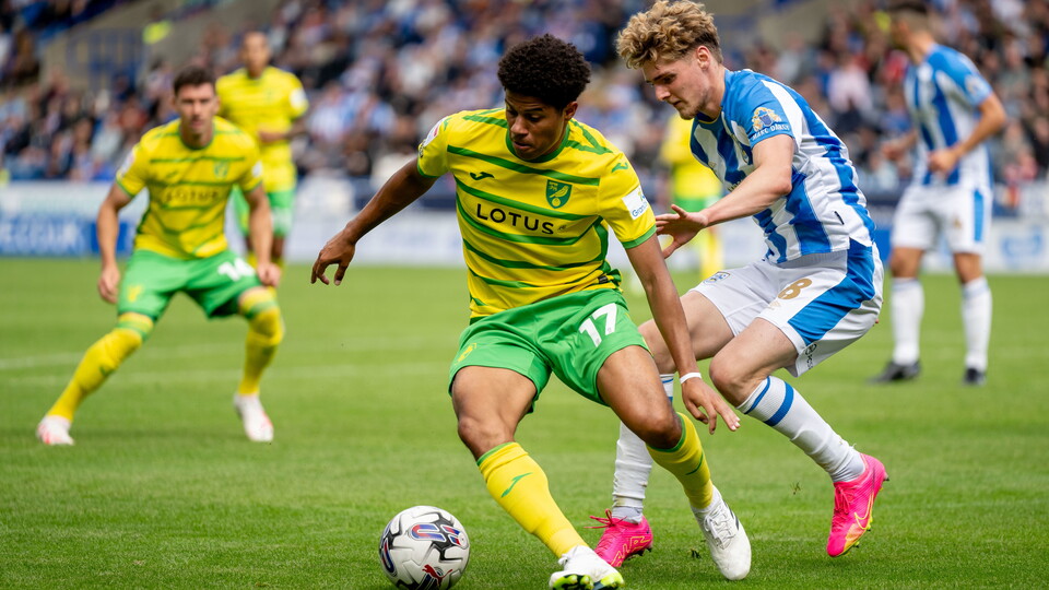Norwich City take on Huddersfield Town on and off the pitch this weekend in a bid to win the Pledgeball League.