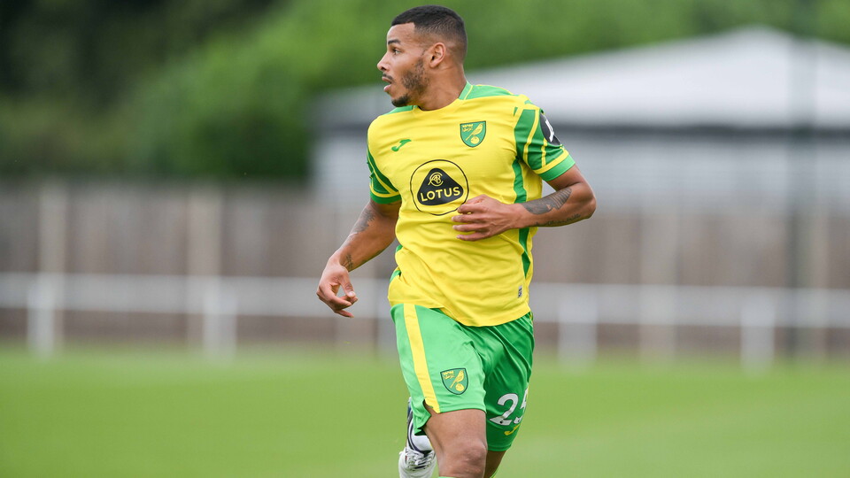 Norwich City winger Onel Hernandez has joined Birmingham City on loan for the remainder of the 2021/22 season.