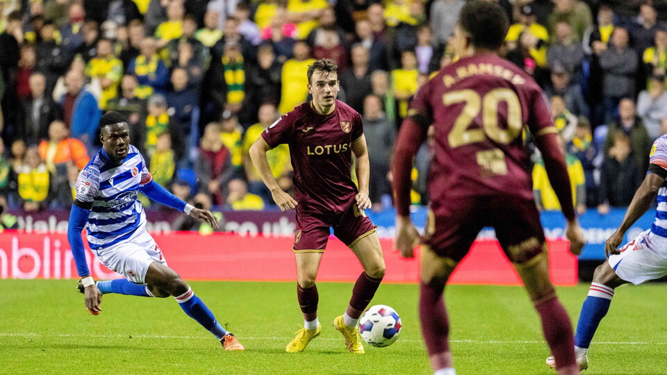 Norwich City came away from the Select Car Leasing Stadium with a share of the spoils in their contest against Reading.
