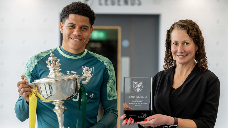 See the gallery as Gabriel Sara got up close and personal with the Barry Butler Memorial Trophy, after being named as Norwich City Anglian Home Improvements Player of the Season.