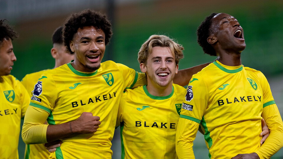 Norwich City Under-21s began their Premier League International Cup campaign with a 2-1 win against Sparta Praha at Carrow Road.