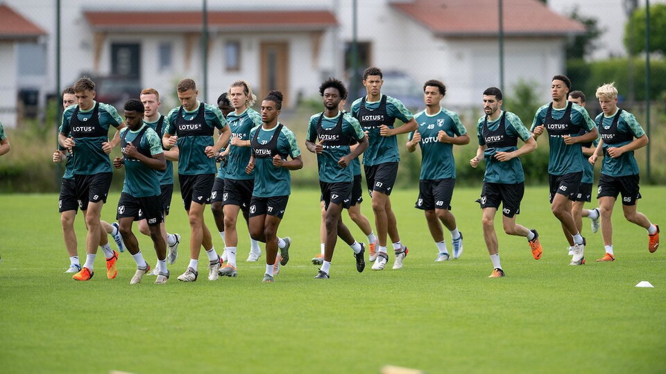 Norwich City’s second pre-season fixture of the 2022/23 campaign takes place at the ASV Grassau Sportspark in Grassau, Germany tomorrow (1pm BST KO).