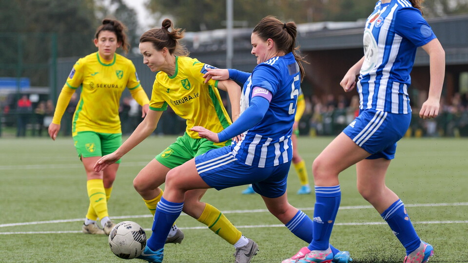City Women lost their first league fixture of the season to top of the table Actonians, in a 2-1 defeat at The Nest.