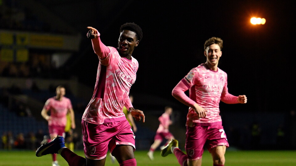 Mohamed Touré scored a hat-trick on his full debut for Norwich City, as the Canaries were 3-0 winners away to Oxford United in the Sky Bet Championship.