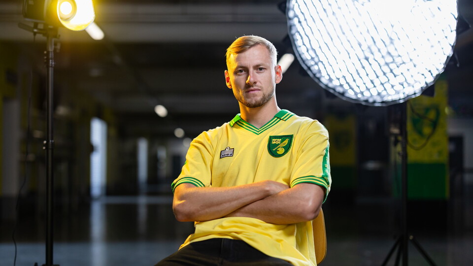 Harry Darling became Norwich City's third signing of the 2025 summer transfer window, joining the Canaries following his departure from Swansea City.