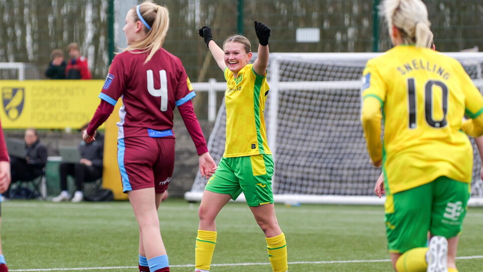 Norwich City Women rode out a 1-0 win at The Nest to pick up another three points in Division One South East, thanks to an early goal from Holly Kennard.