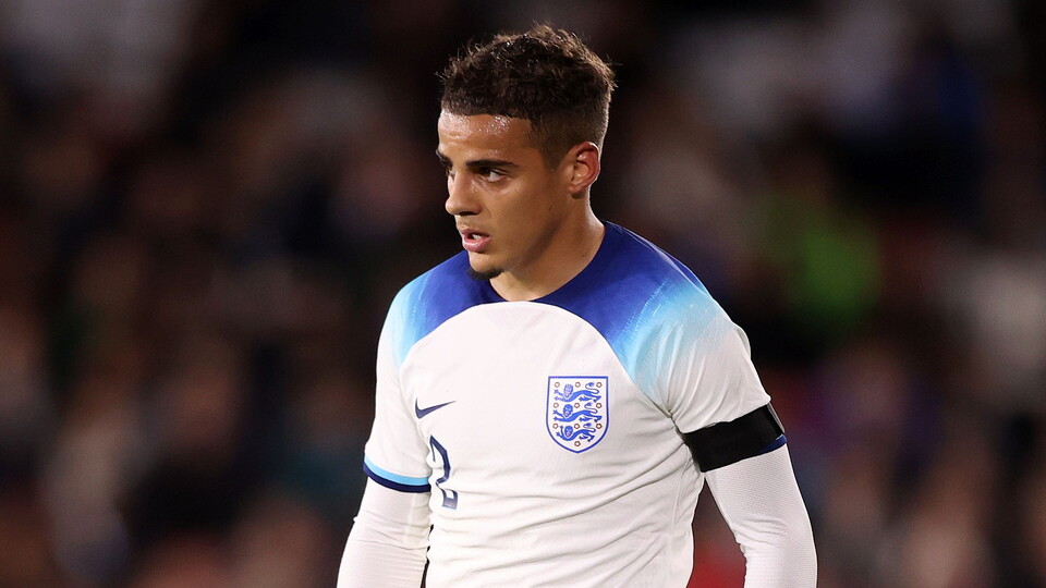 Max Aarons says that it's a complete honour for him to represent England, with the right-back involved in the Under-21s squad ahead of fixtures against France and Croatia.