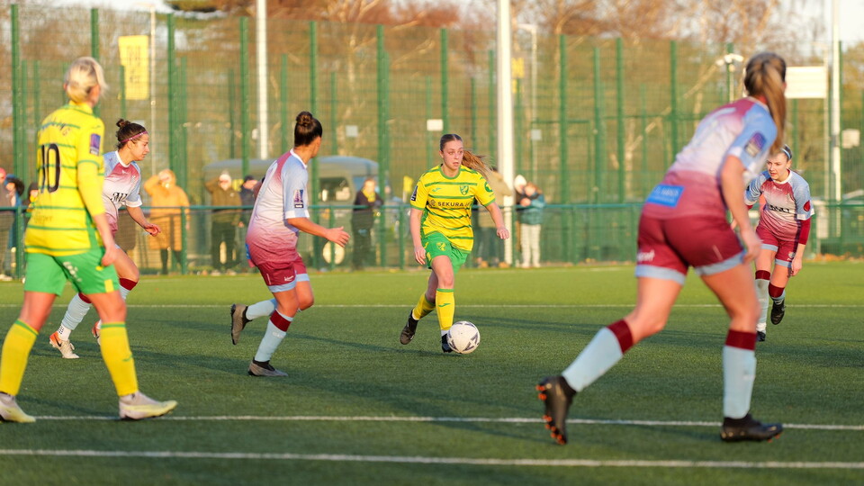 Norwich City Women travel to The Meadow in Buckinghamshire this weekend to face Chesham United in their penultimate Division One South East fixture of the season.