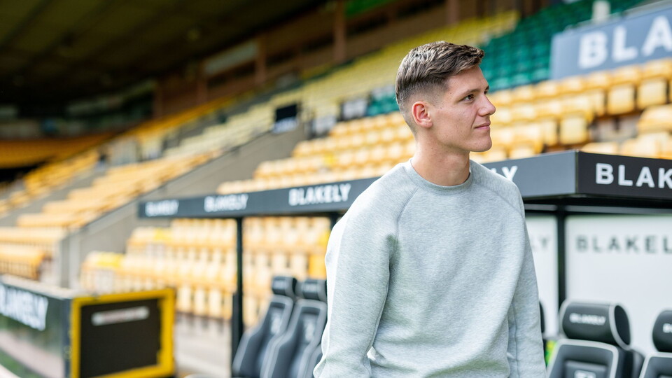 New City signing Ante Crnac arrived at Norwich and spent the afternoon touring Carrow Road and the Avant Training Centre.