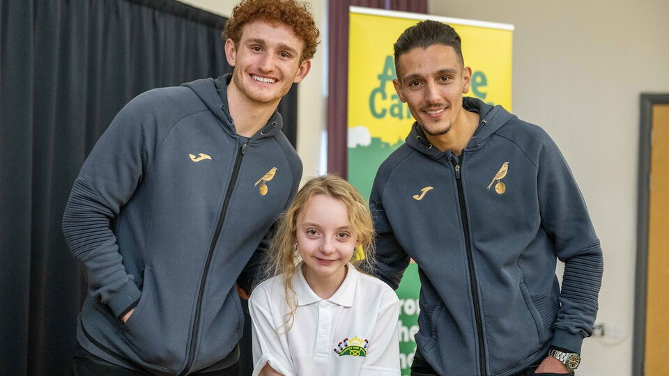 Norwich City players Dimitris Giannoulis and Josh Sargent wowed pupils at Queen’s Hill Primary School, in Norwich, with a surprise visit on Thursday.
