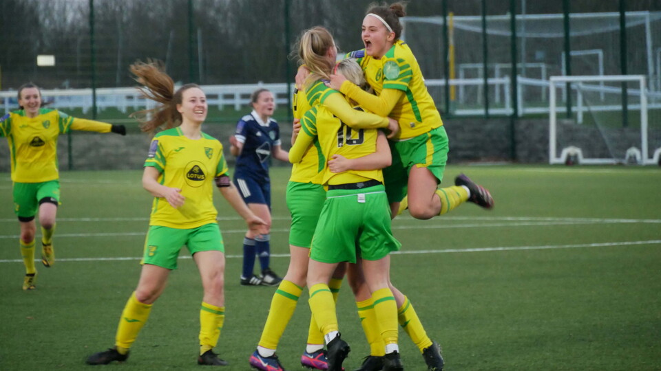Norwich City suffered a heart-breaking injury time equaliser in a FA Women’s National League Division One South East match with London Seaward.