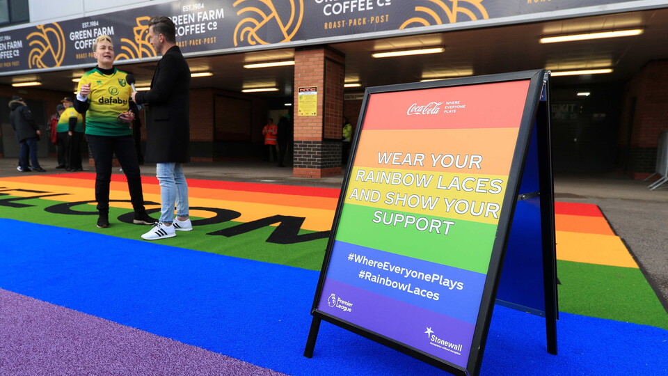 As today’s match is dedicated to Stonewall’s Rainbow Laces campaign, Norwich City, in partnership with Fosters Solicitors, are proud to support and acknowledge the work LGBTQ+ support groups within football.