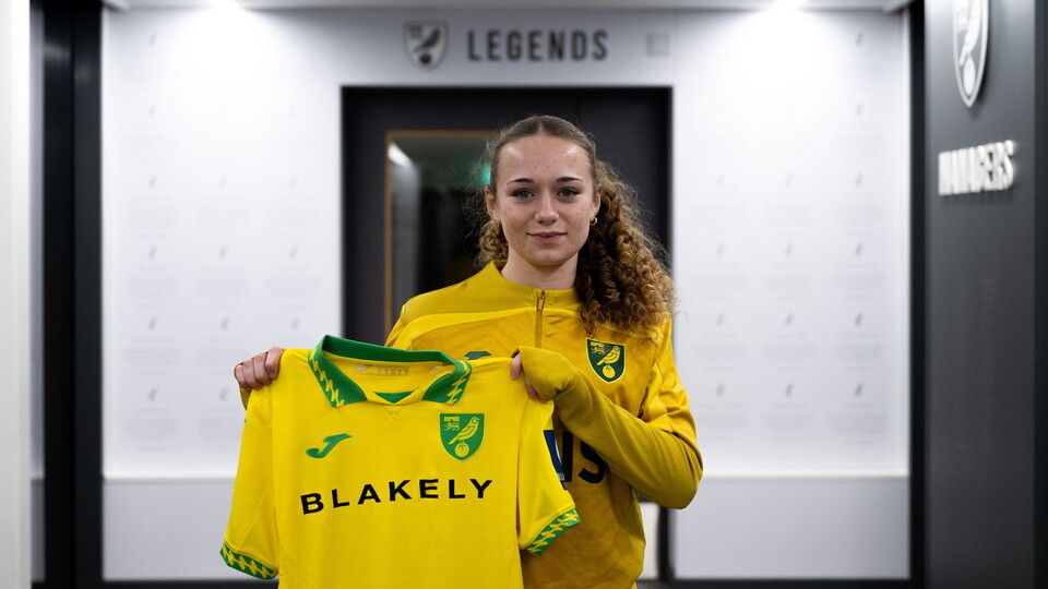 Norwich City Women are delighted to announce the signing of Poppy Groves from Leicester City Women PGA.