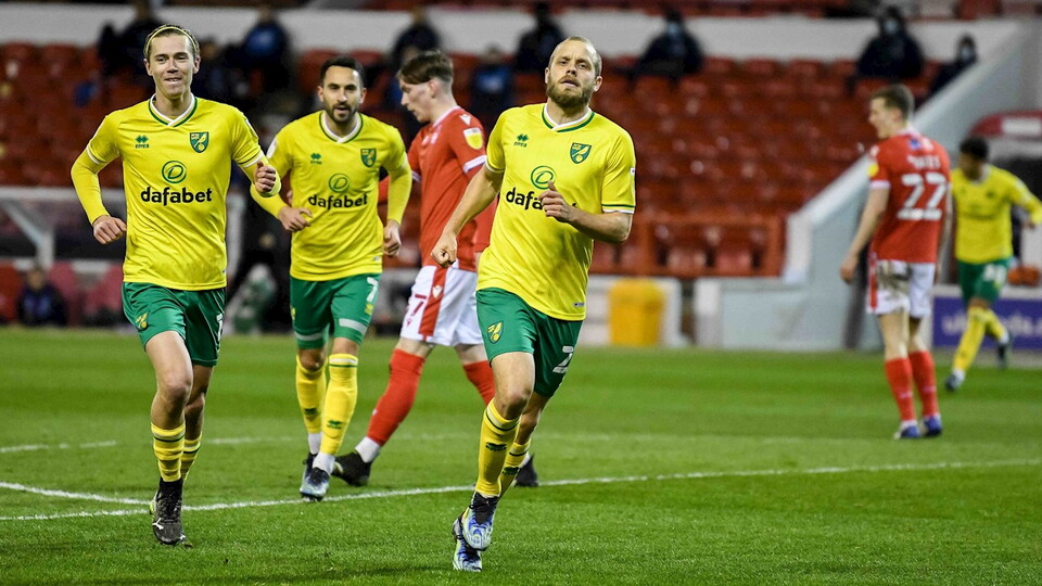 Norwich City extended their winning run to nine to go ten points clear at the top of the Championship with nine games remaining by beating Nottingham Forest 2-0 at the City Ground on Wednesday night thanks to goals from Teemu Pukki and Kieran Dowell.