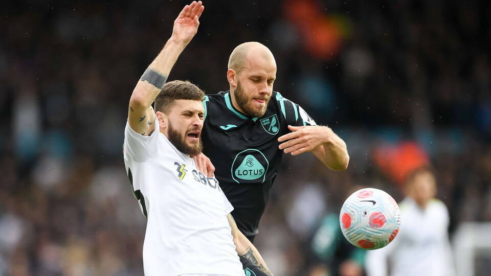 Joe Gelhardt struck a late winner for Leeds United to deny Norwich City a point in a 2-1 defeat at Elland Road.
