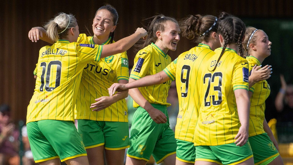 Norwich City claimed victory over Actonians in Division One South East after a superb long-range strike from Rebecca Russell in front of a record crowd at The Nest.