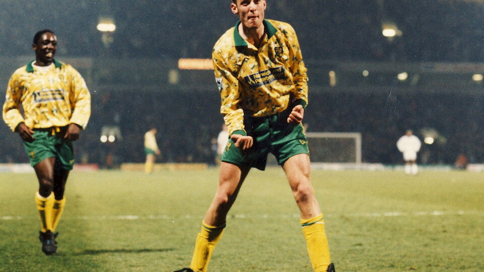 Today we are showing the full match replay from our 4-0 victory over Leeds United in August 1993.