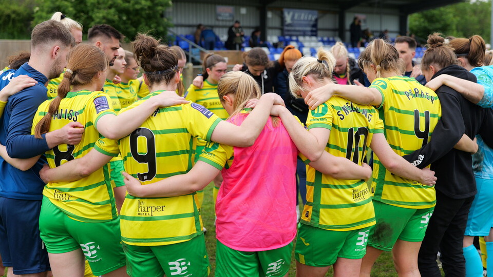 Norwich City Women lost their unbeaten league record as they fell 1-0 to Ashford Town on the final day.