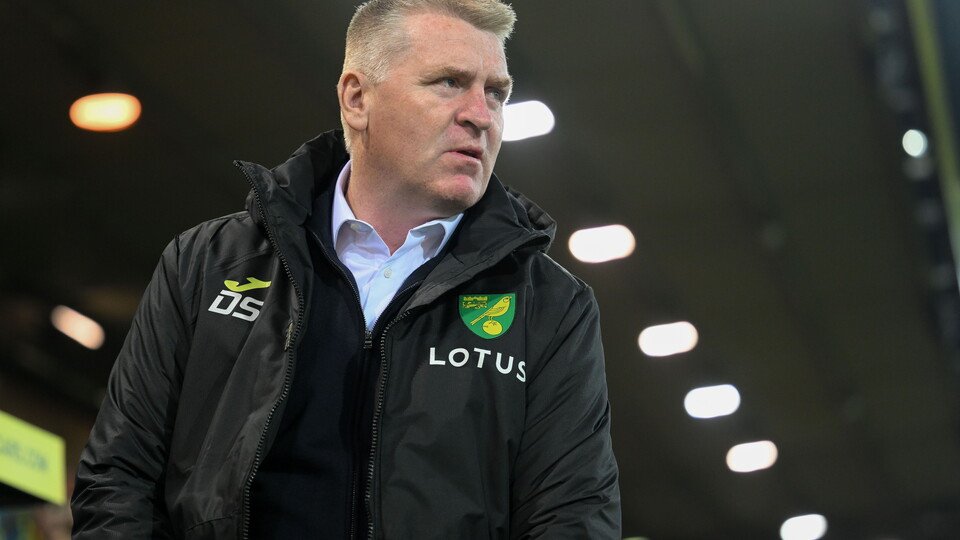 Norwich City head coach Dean Smith has urged his players to play with the same freedom they showed in their second half performance against Chelsea on Thursday night when they take on Leeds United at Elland Road on Sunday.