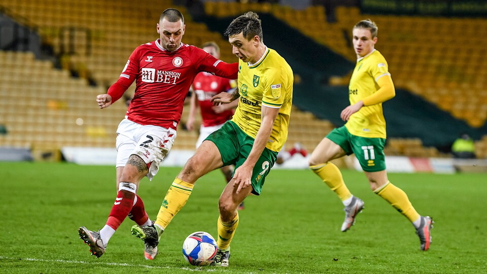 Jordan Hugill and Marco Stiepermann could both return to team training next week, Daniel Farke said during his pre-Stoke City press conference.