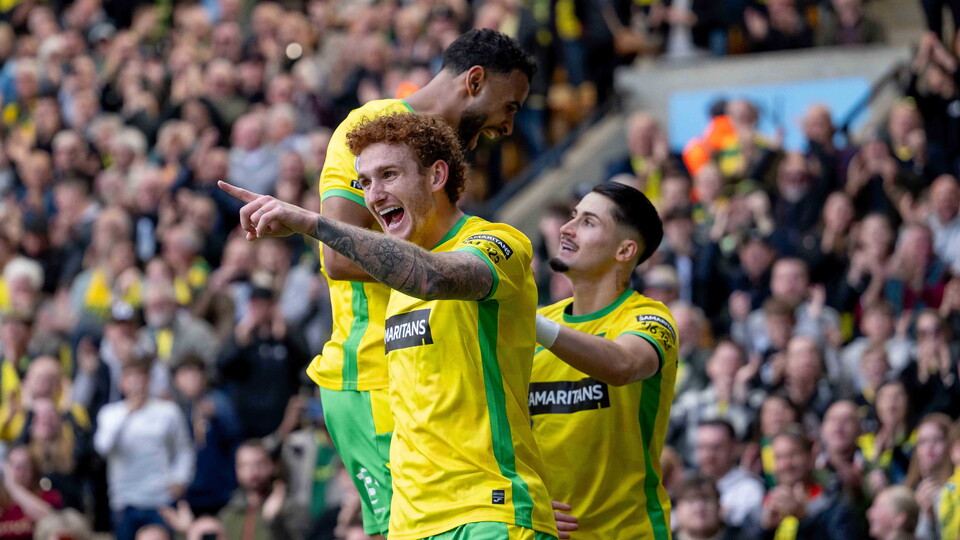 Norwich City produced a brilliant performance as they were 4-0 winners at home to Hull City in the Sky Bet Championship.