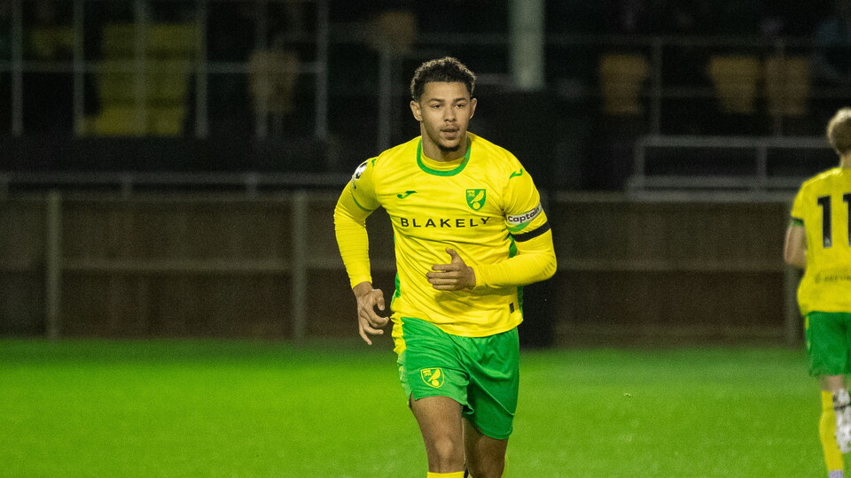 Norwich City Under-21s suffered a late defeat at the hands of Exeter City in the Under-21 Premier League Cup.