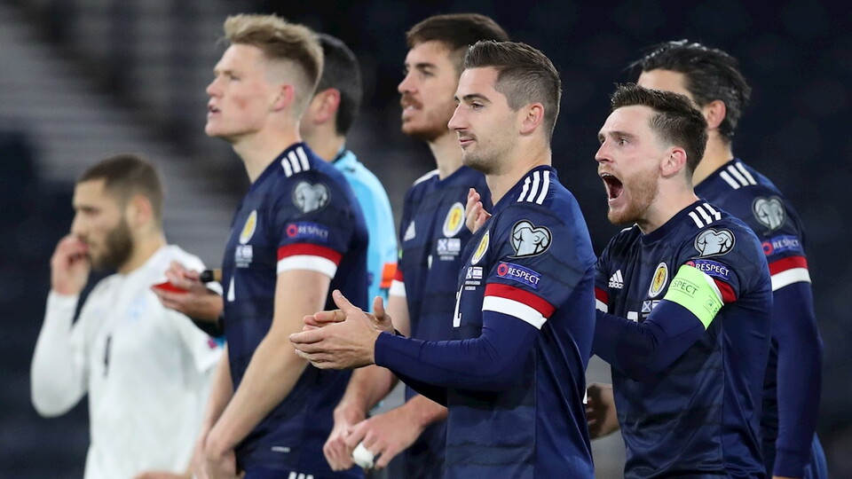 Norwich City midfielder Kenny McLean scored the winning penalty in Scotland's shootout against Israel in their Euro qualifier semi-final on Thursday evening.