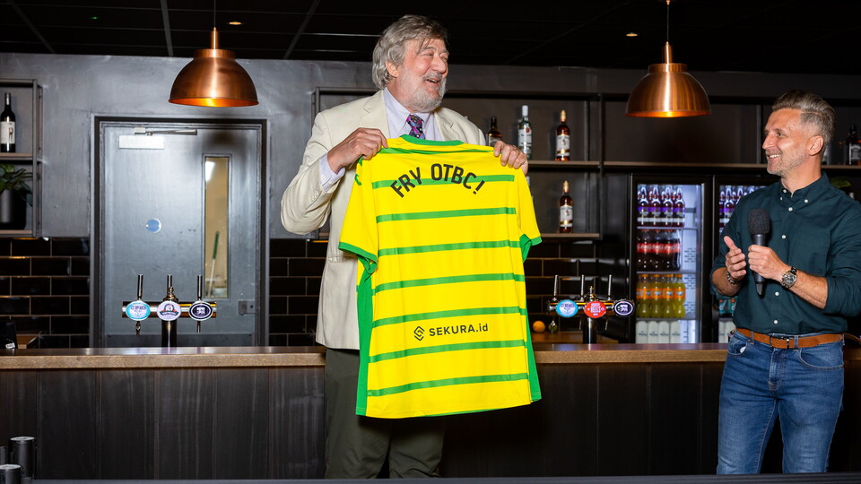 Norwich City and Stephen Fry opened the doors to over 400 people at Carrow Road's brand new pub, The Lion and Castle on Friday, July 21.