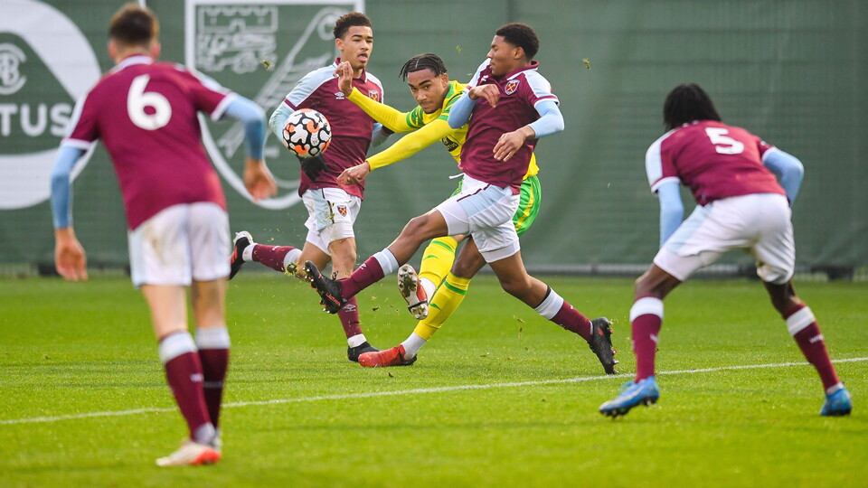 Norwich City Under-18s' season comes to an end with a trip to West Ham United Under-18s for Saturday's 12pm kick-off at Little Heath Sports Centre.