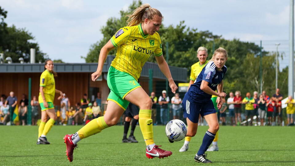 London Seaward denied Norwich of all three points after scoring from a last-minute corner in a competitive 2-2 draw at The Nest.