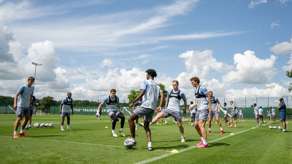 Norwich City will host an open training session on Friday, July 14, at SV Darmstadt's Merck-Stadion am Böllenfalltor.