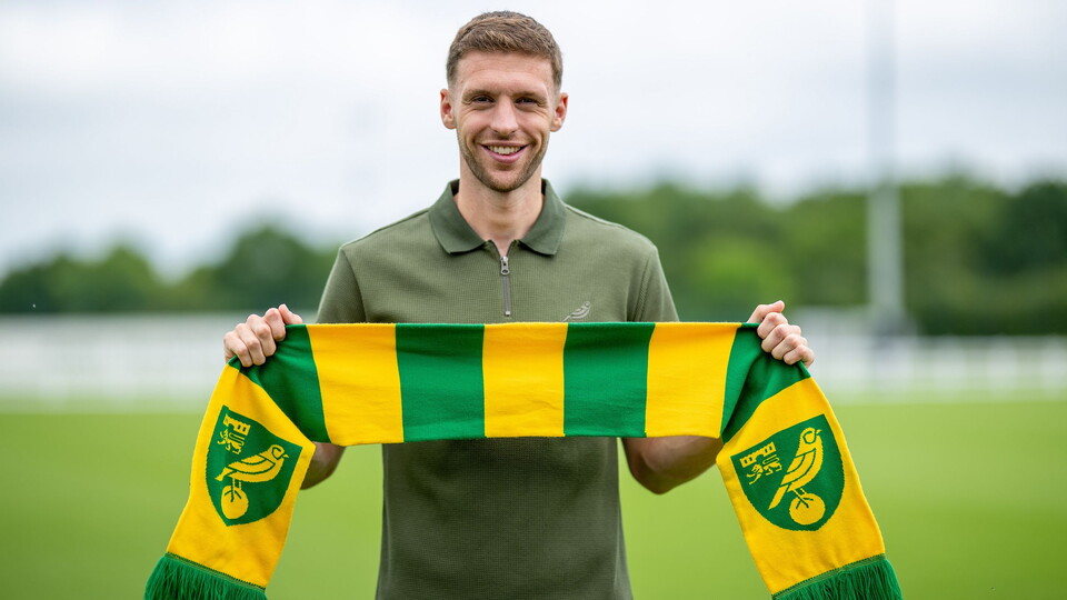 Norwich City have completed the permanent signing of Sam Field from QPR.