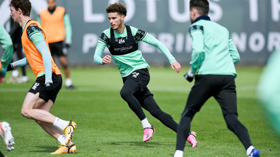 Norwich City midfielder Josh Martin has completed a loan move to Doncaster Rovers for the remainder of the 2021/22 season.