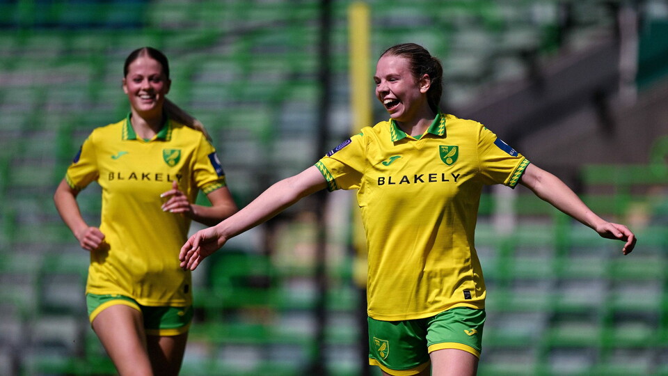 Norwich City Women ended their regular league season on a high as they were on the right side of a seven goal thriller at Carrow Road against Cambridge United on Sunday afternoon.