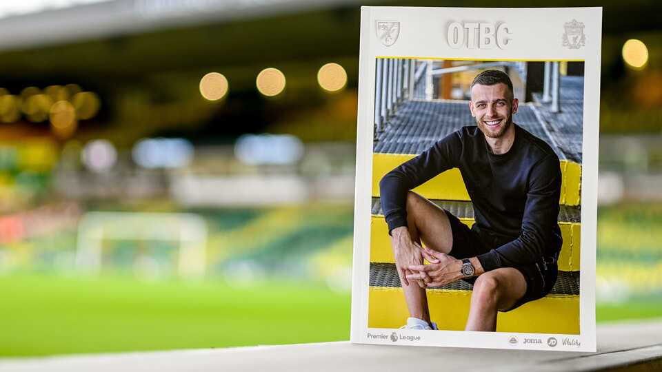 A number of new squad-signed matchday programmes are now up for auction and available for Norwich City fans to bid on.