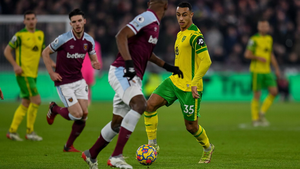 Norwich City were beaten 2-0 by West Ham United at London Stadium on Wednesday night, with Jarrod Bowen netting a goal in each half.