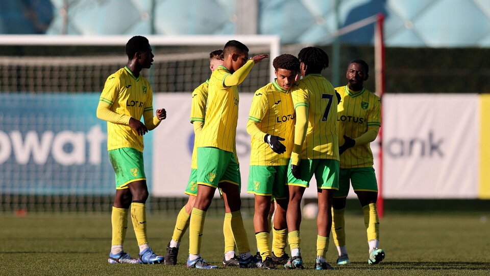 Dubem Eze and Kenneth Aboh scored as Norwich City Under-18s returned to winning ways with a 2-0 win over Southampton.