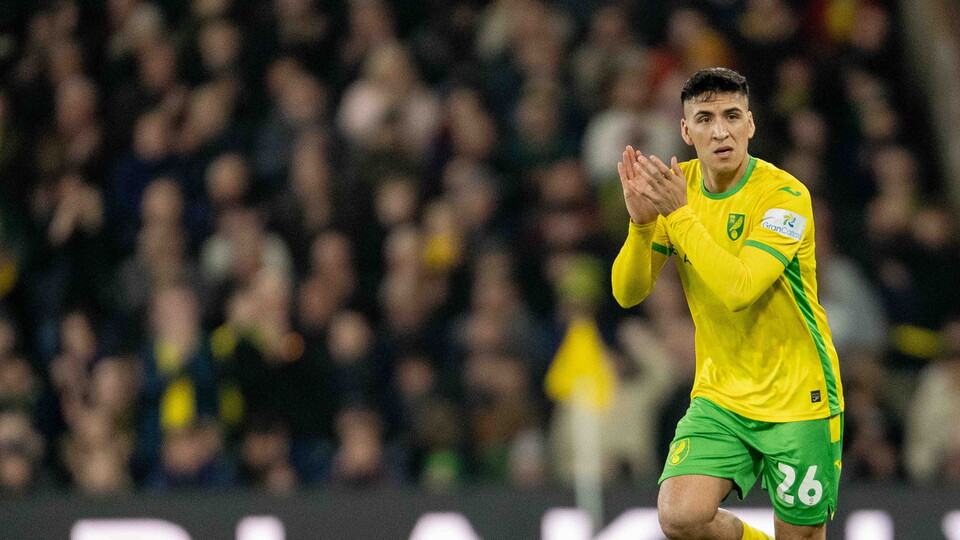 Norwich City take on Burnley in a Sunday afternoon kick-off (3pm) in the Sky Bet Championship.