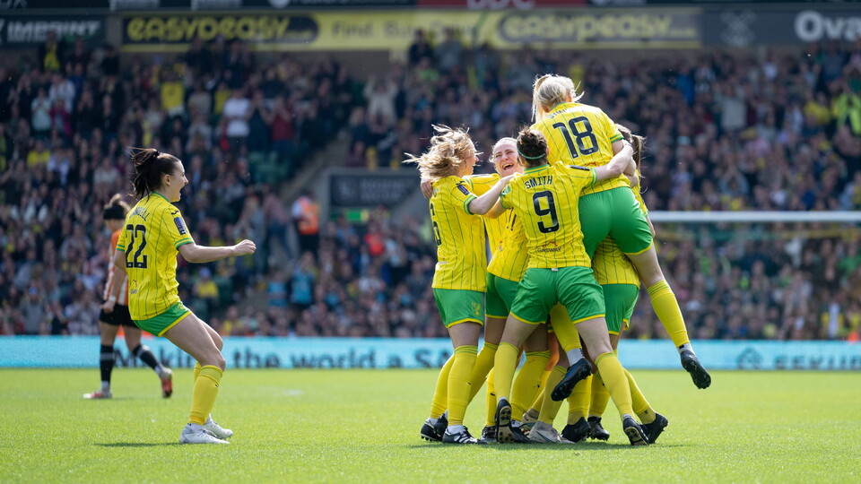 An attendance of 7,585 turned out at Carrow Road to watch Norwich City Women defeat Ashford Town 5-3 in their final home game of the season.