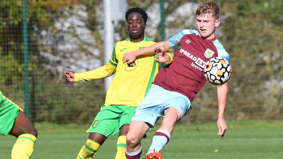 Norwich City Under-23s fell to a 4-3 defeat to Burnley in Premier League 2 Division 2 on Saturday in a topsy-turvy encounter.