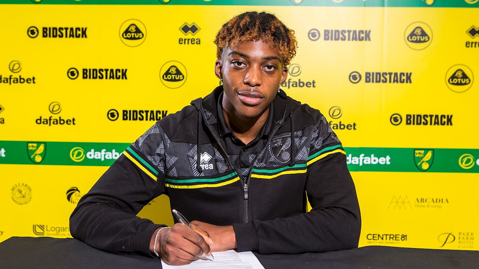 Norwich City Under-23s forward Tyrese Omotoye has signed a new contract with the club, extending his stay until the summer of 2024.