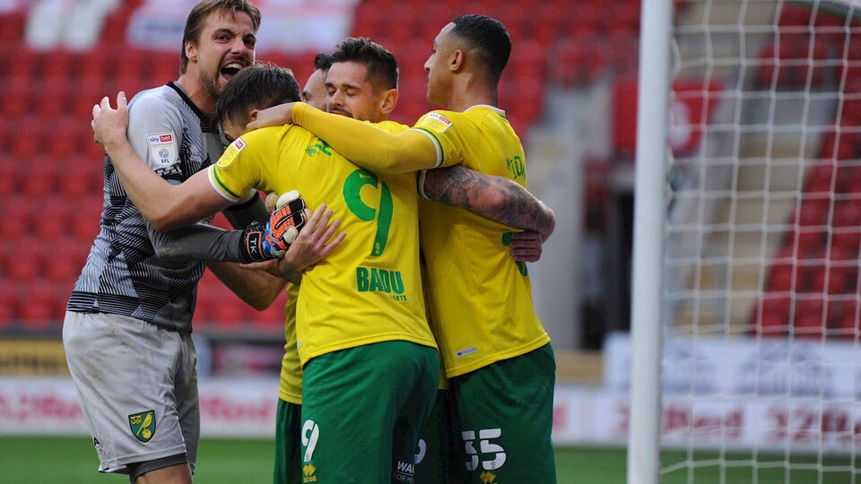 An injury-time penalty from Jordan Hugill – his first goal in Norwich City colours – gave the Canaries all three points at the New York Stadium.
