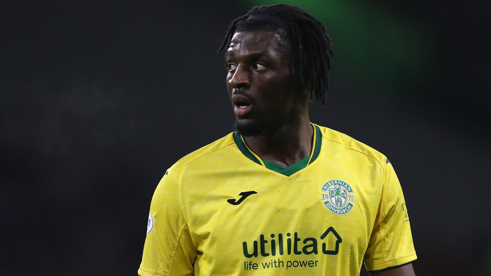 Rocky Bushiri has completed a permanent move to Hibernian for an undisclosed fee.